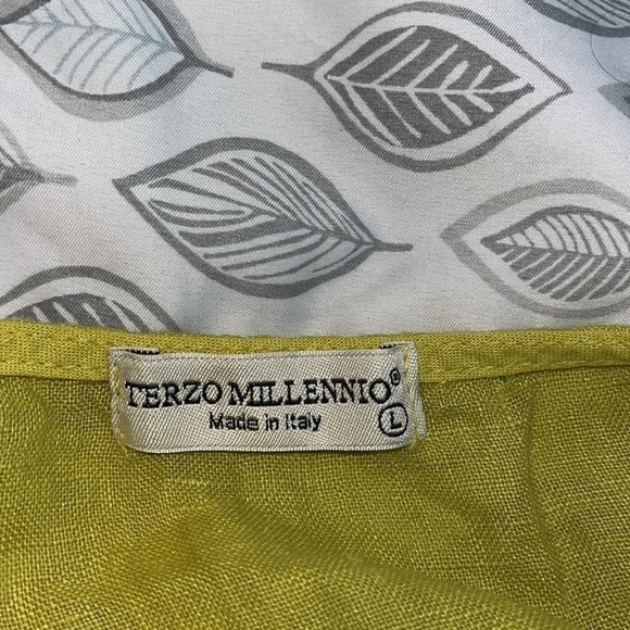 Terzo Millennio Linen Embroidered Hem Blouse size Large Linen - Picture 8 of 9